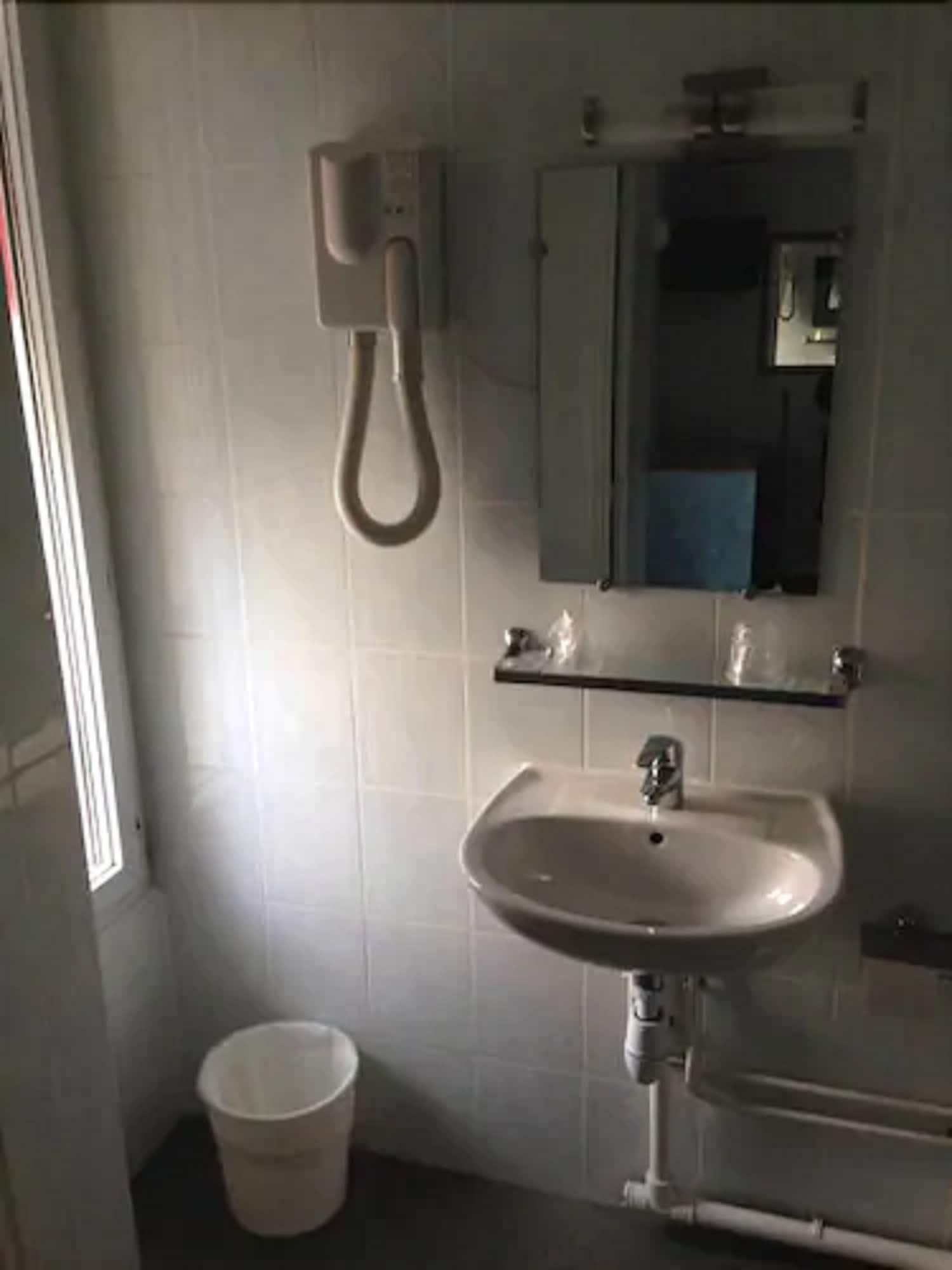 פריז Hotel Royal Mansart מראה חיצוני תמונה